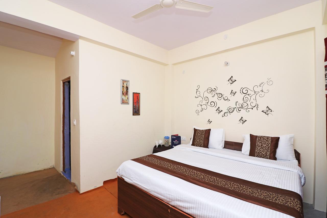 Oyo 13728 Hotel Kempty Valley View Hotel & Restaurant Masuri Exterior foto